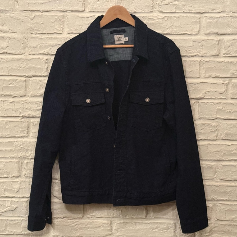 FLINT AND TINDER Indigo Waffle Trucker Jacket. Size Large